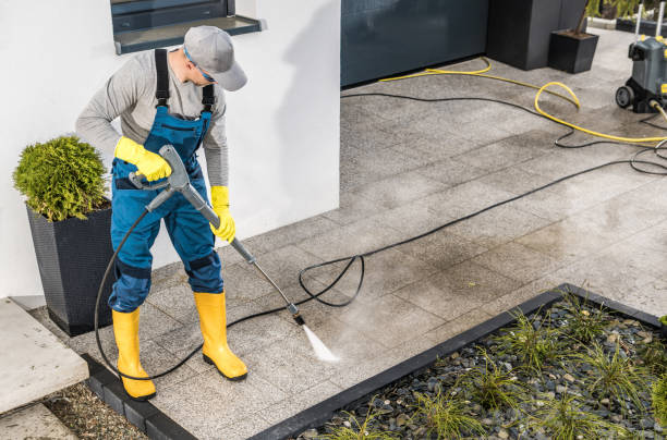 Best Concrete Pressure Washing  in Howards Grove, WI